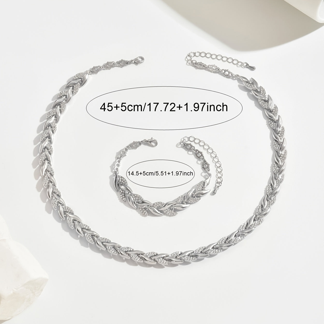 LuminaCoda™ | Collana Elegante con Ciondolo a Coda di Sirena